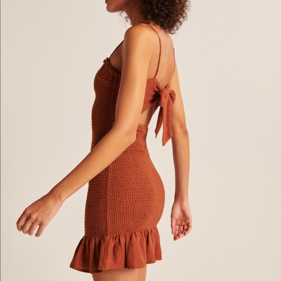 Abercrombie & Fitch Smocked Mini Dress NWOT Size Medium - Picture 5 of 9